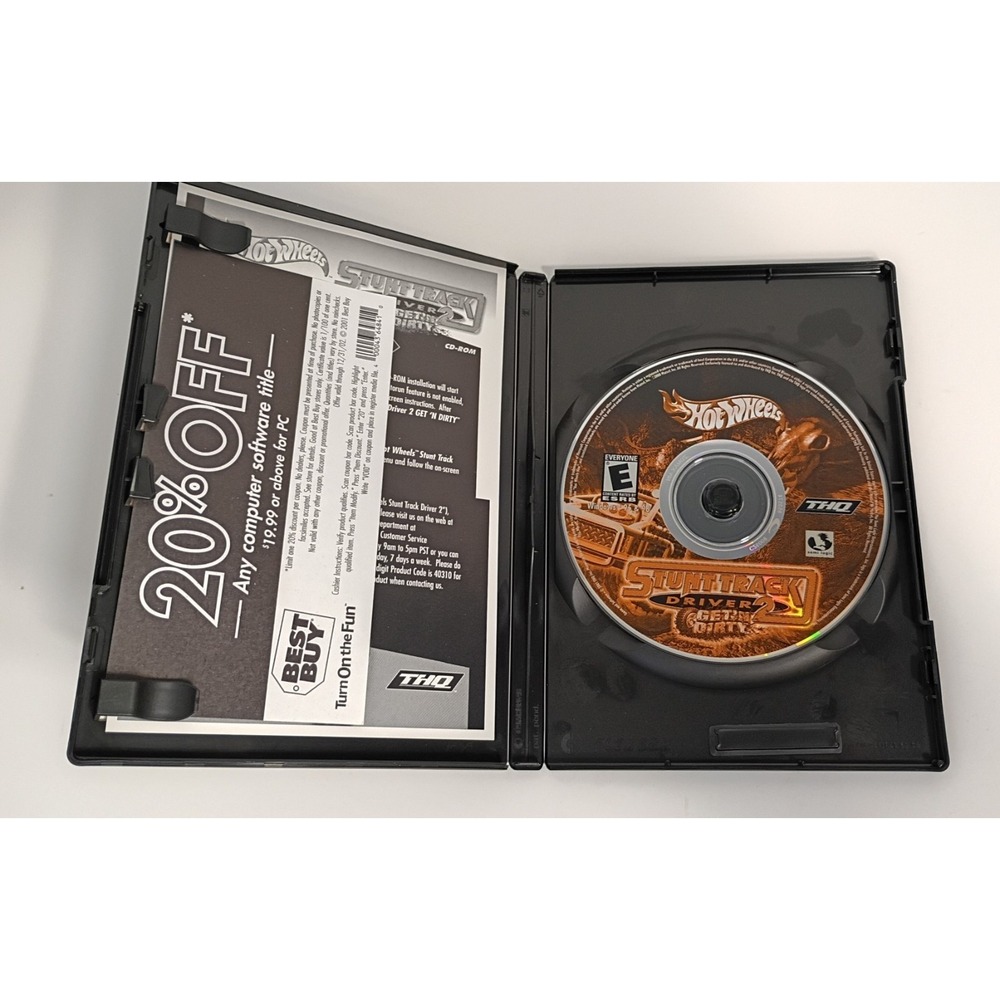 Hot Wheels Stunt Track Driver 2 & Micro Racers PC Fun & Learning Game CD-ROM - Picture 3 of 4